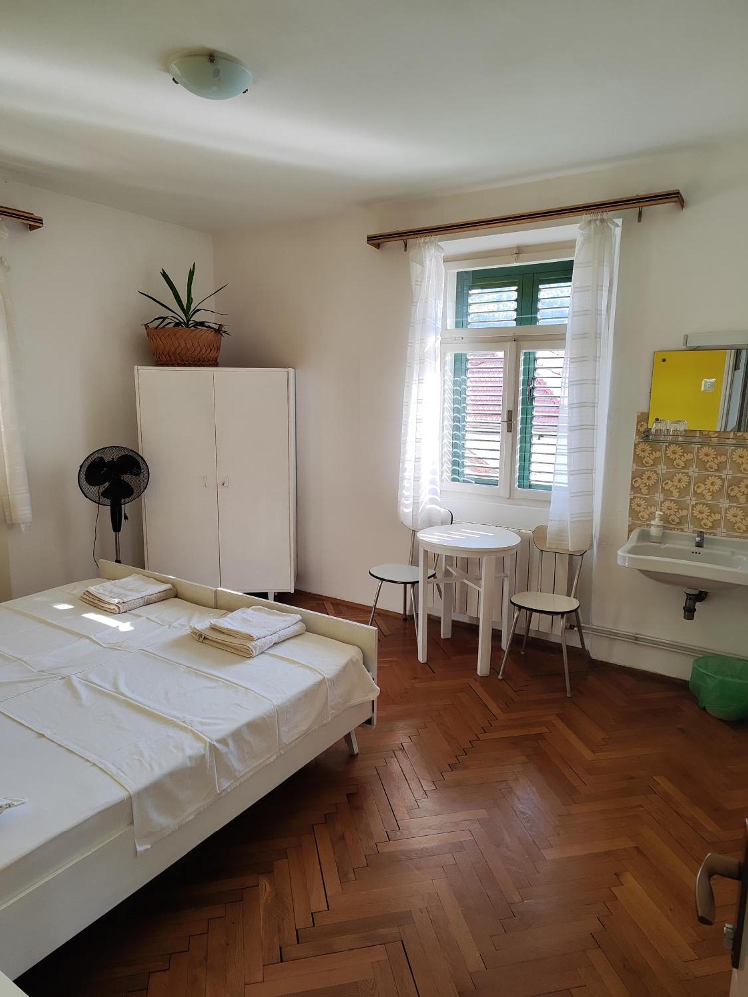 Guesthouse Franko Вела-Лука Экстерьер фото
